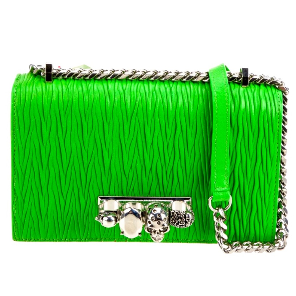 NWT  PRISTINE Alexander McQueen Skull Shoulder Bag 💚
